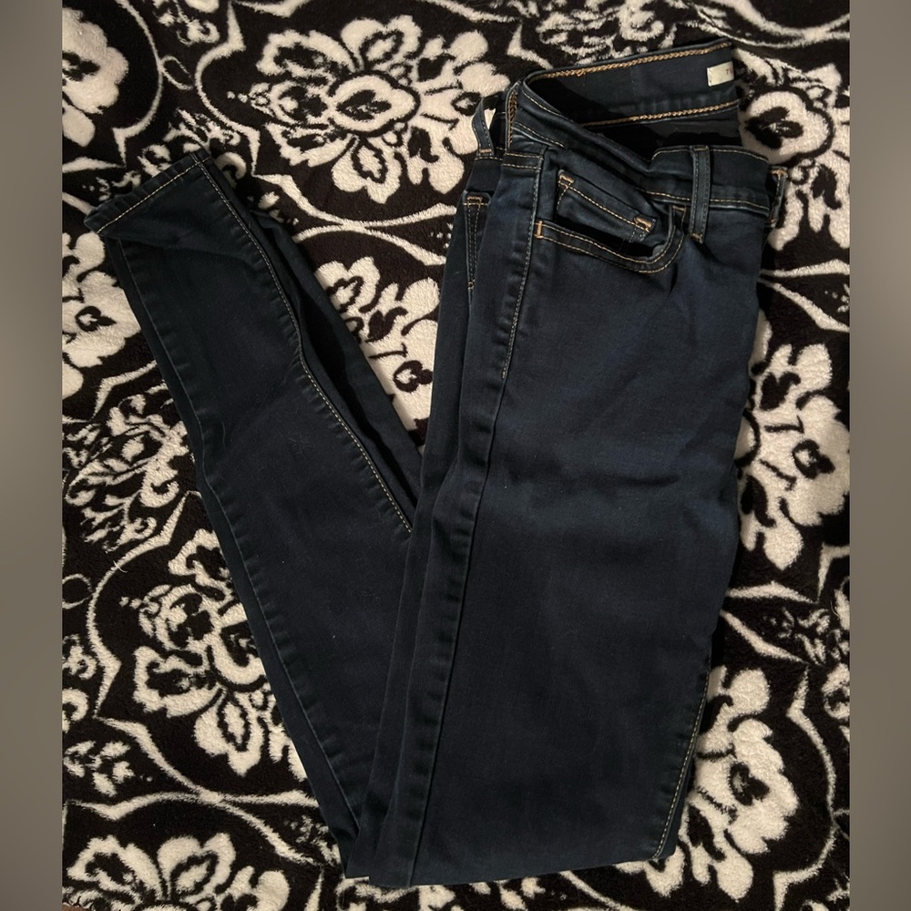 Women’s Levi’s - 710 Super Skinny - Size 26